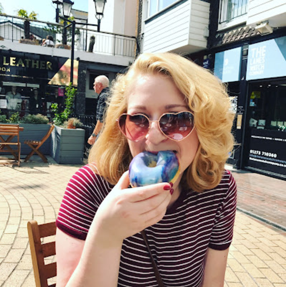 Meet your Posher, Becca